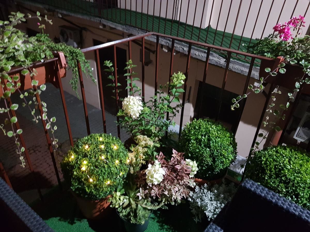 Отель Apart-Hotel City Center Contrabas Львов-7