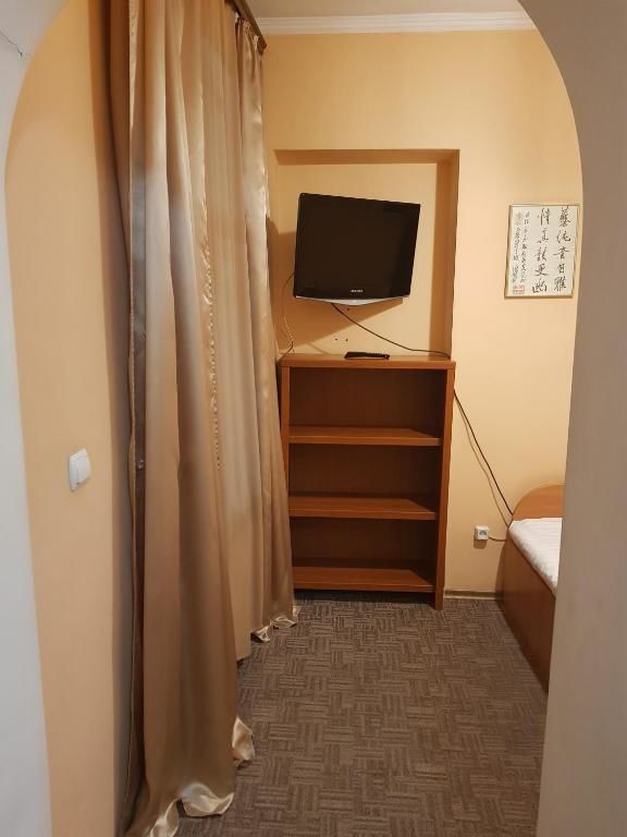 Отель Apart-Hotel City Center Contrabas Львов
