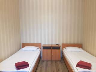Отель Apart-Hotel City Center Contrabas Львов Апартаменты эконом-класса с 3 спальнями-12