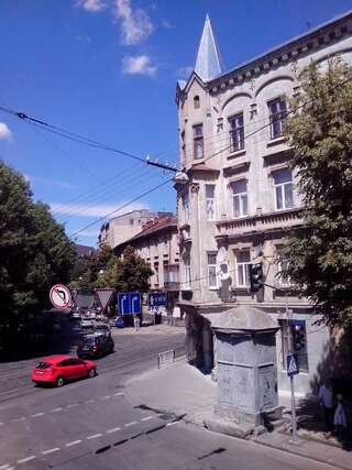 Отель Apart-Hotel City Center Contrabas Львов Улучшенный двухместный номер с 1 кроватью-4